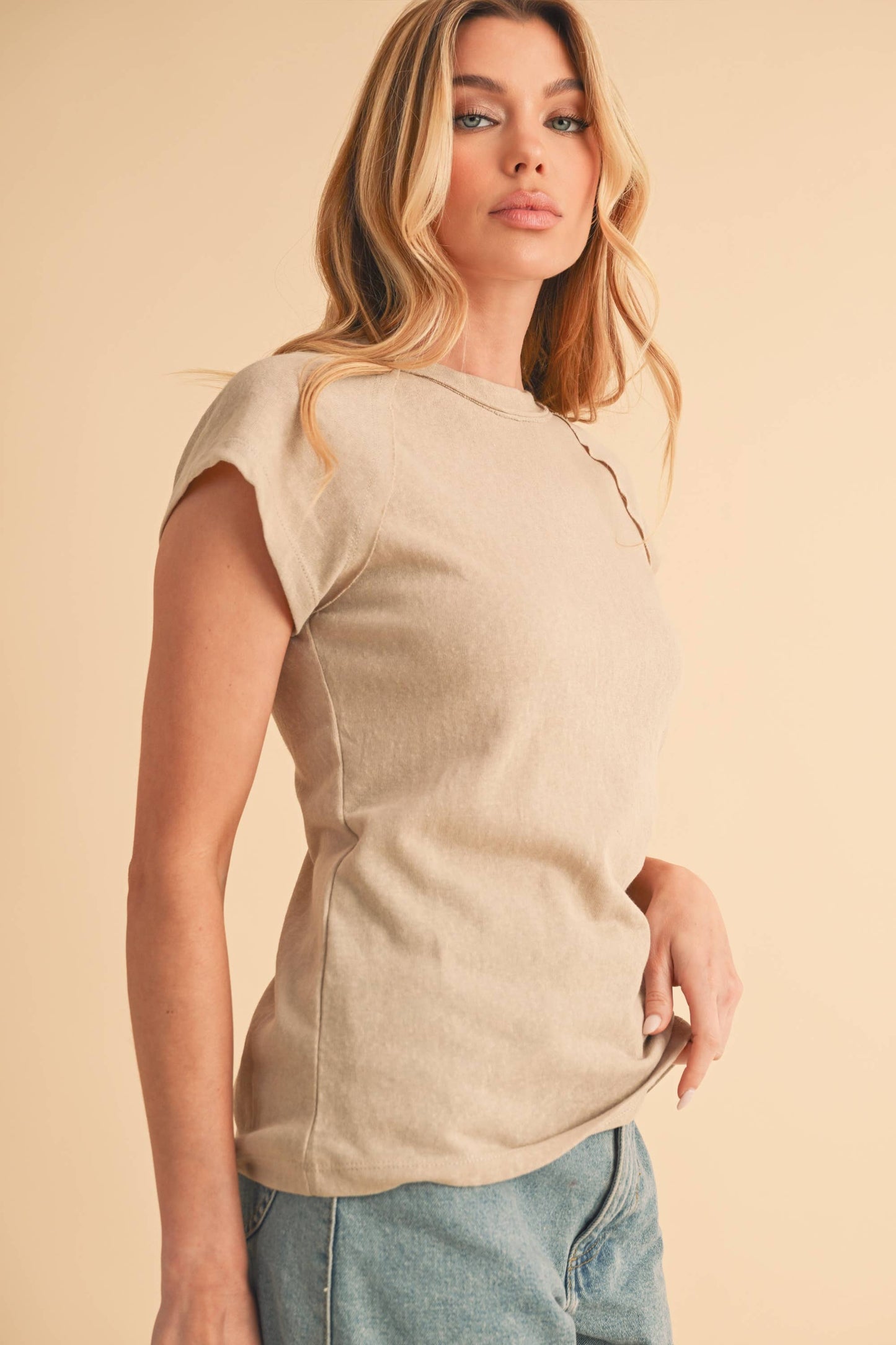 Boxy Ivy Tee in Oat