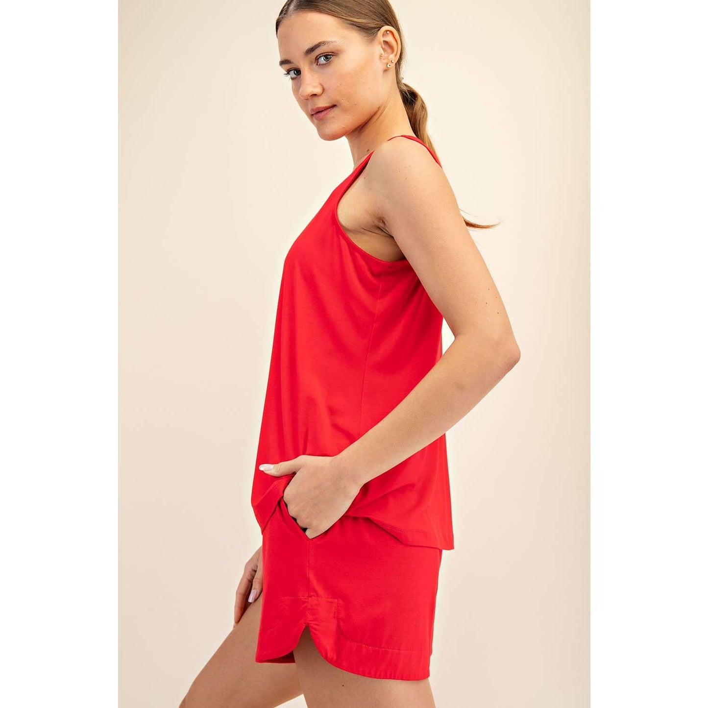 Modal Tank in Red