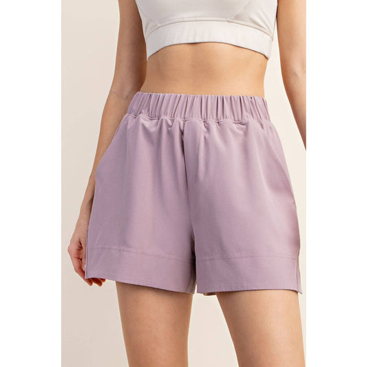 Crinkle Woven Shorts in Ash Lavender