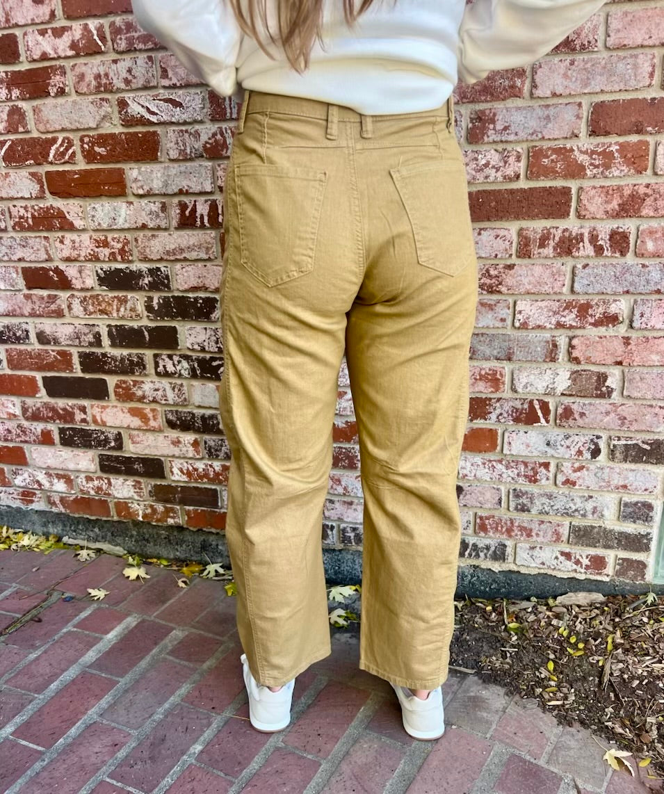 Washed Mid Rise Loose Barrel Denim on Khaki