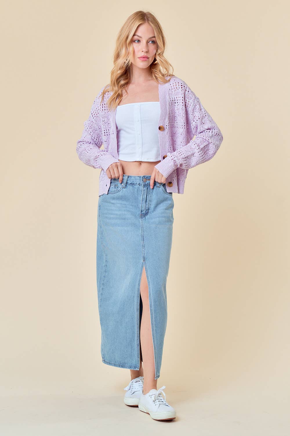 V Neck Crop Cardigan in Light Lavender