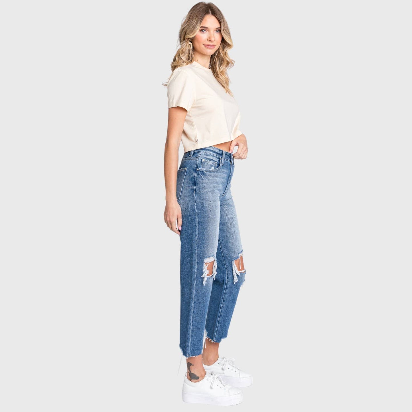 Distressed High Rise Vintage Mom Jeans