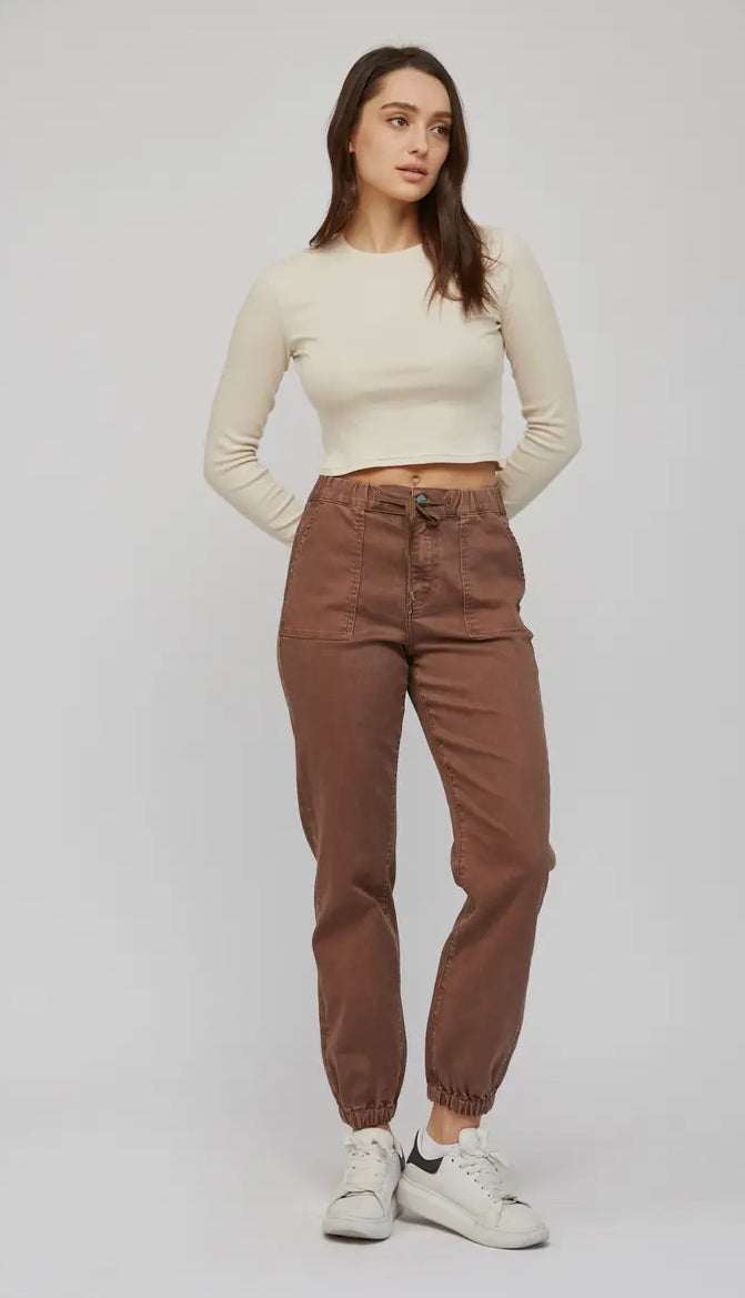 High Rise Denim Jogger in Cocoa