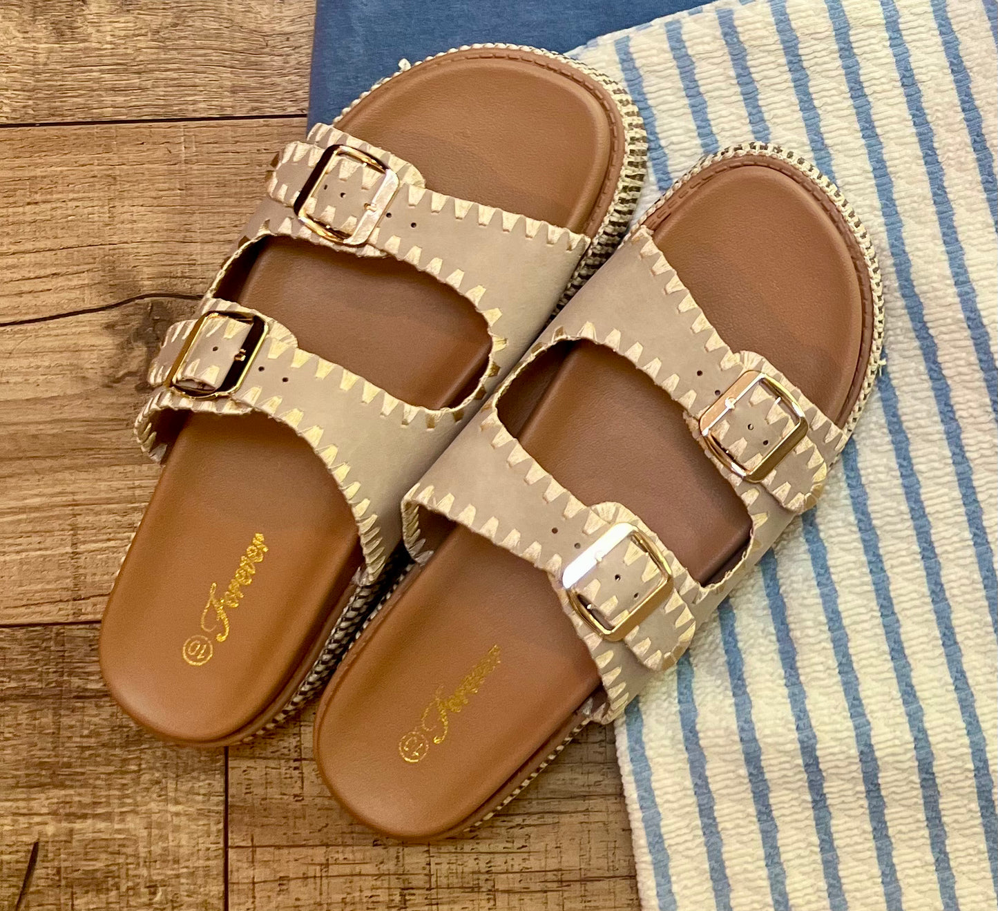 Platform Sandal in Taupe