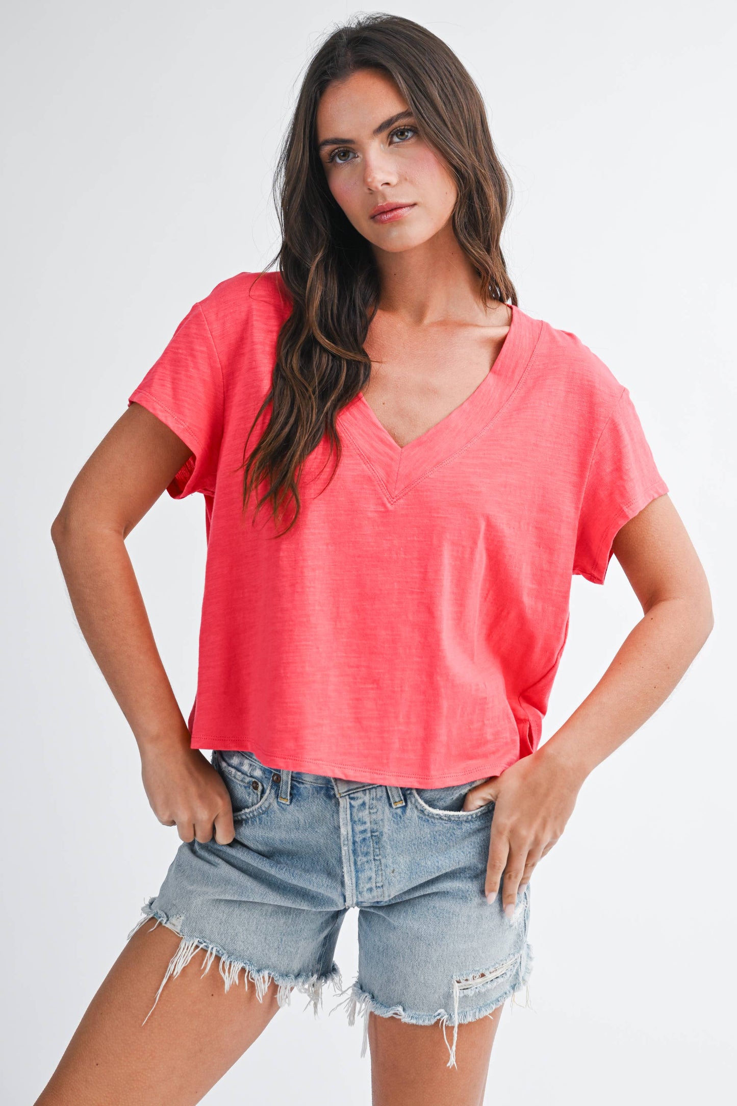 Til V-Neck Tee in Coral