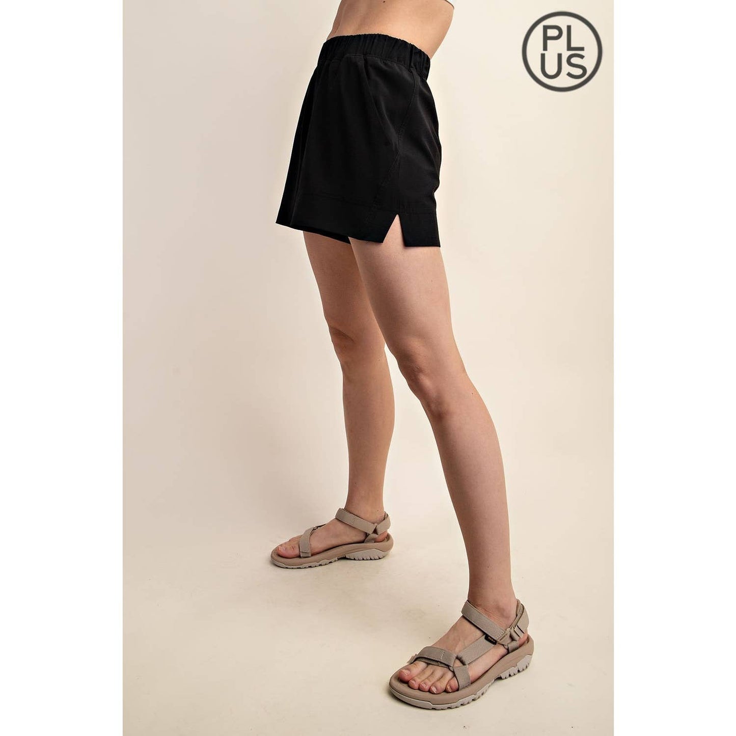 Crinkle Woven Shorts in Black