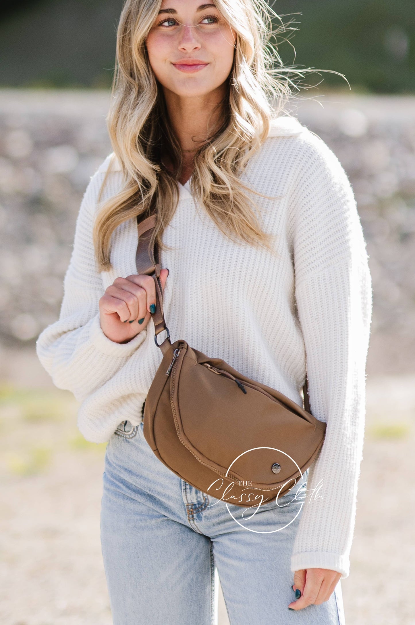 Margot Moon Belt Bag in Mocha