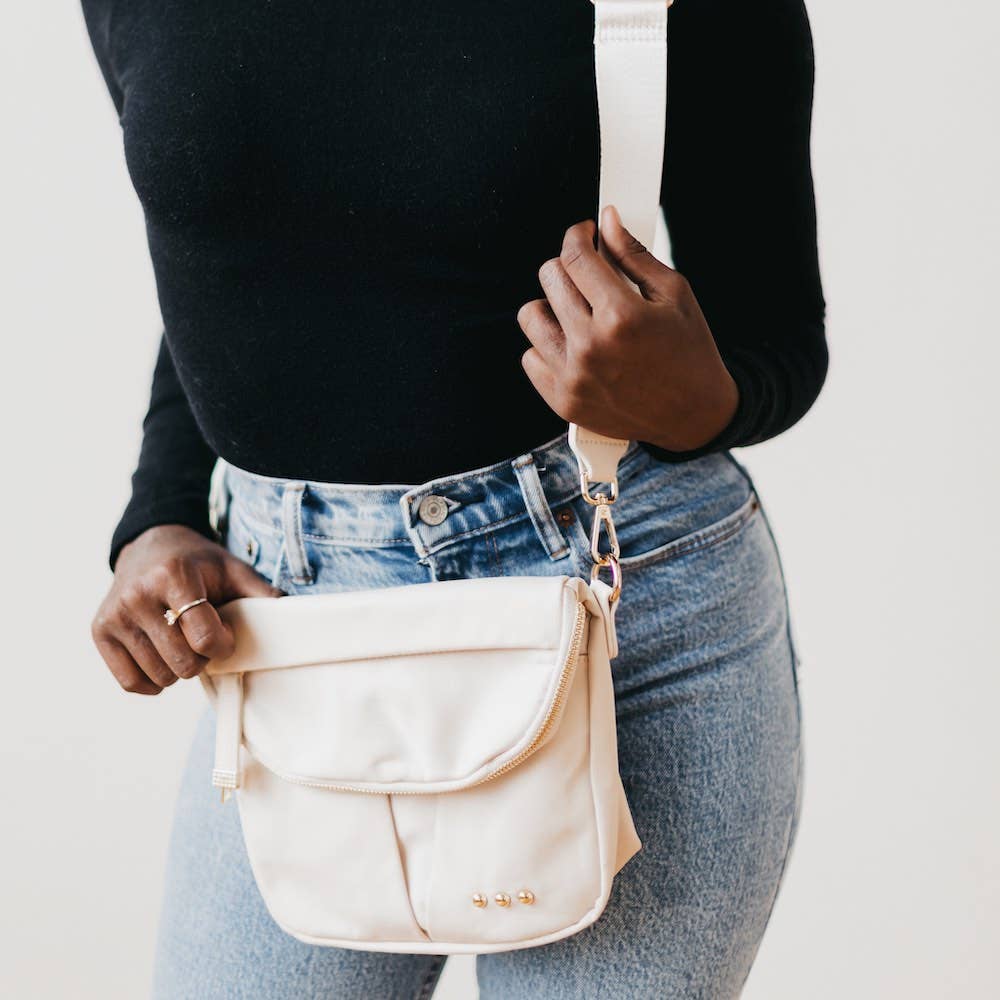 Crossbody Bag in Cream