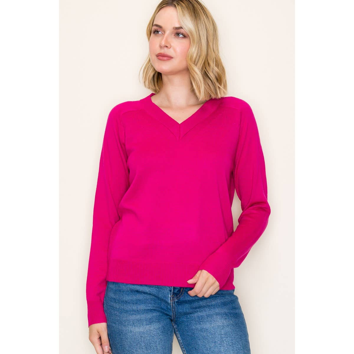 V Neck Sweater in Magenta