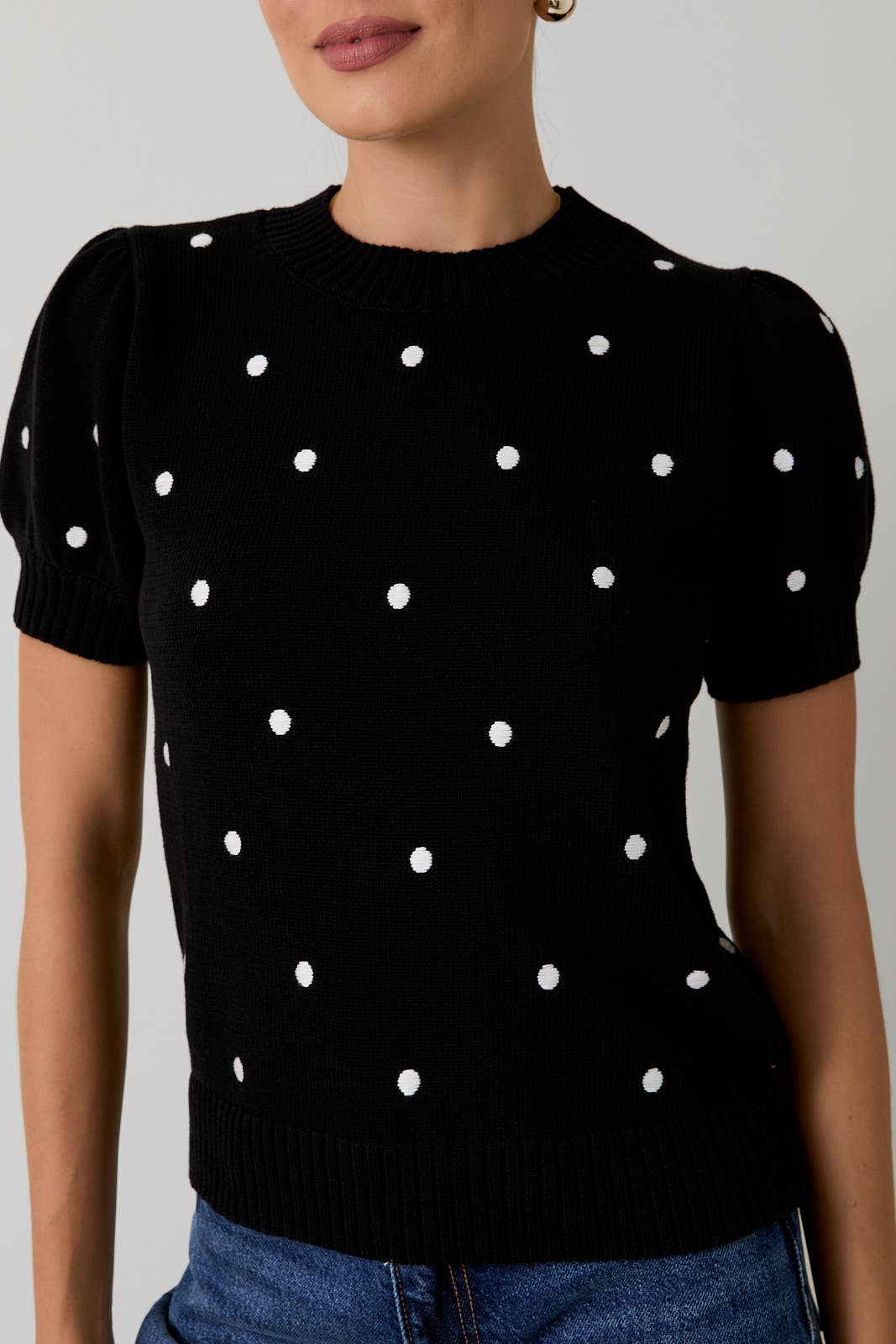 Puff Short Sleeve Sweater in Black