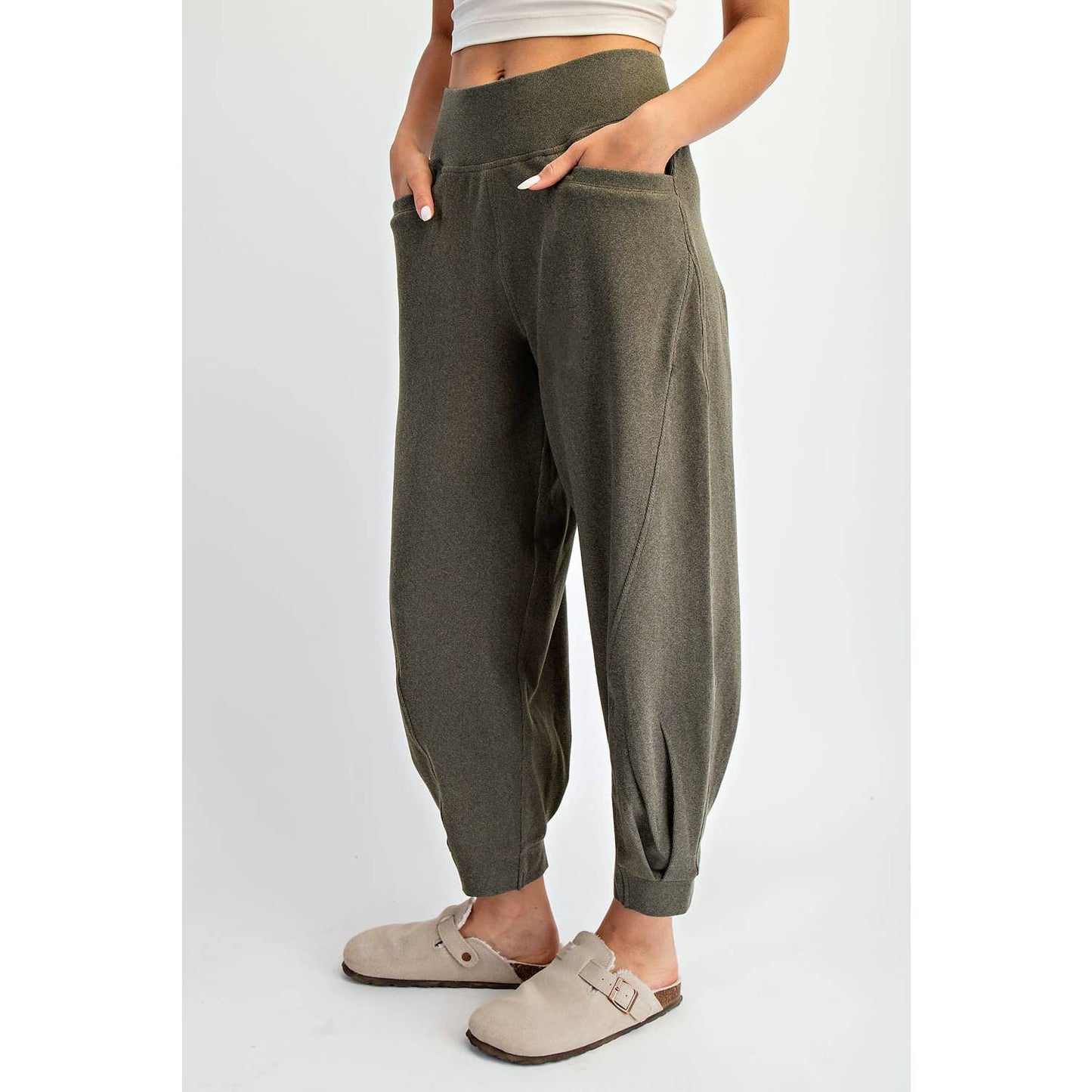 Brushed Rib Cocoon Joggers in Olive