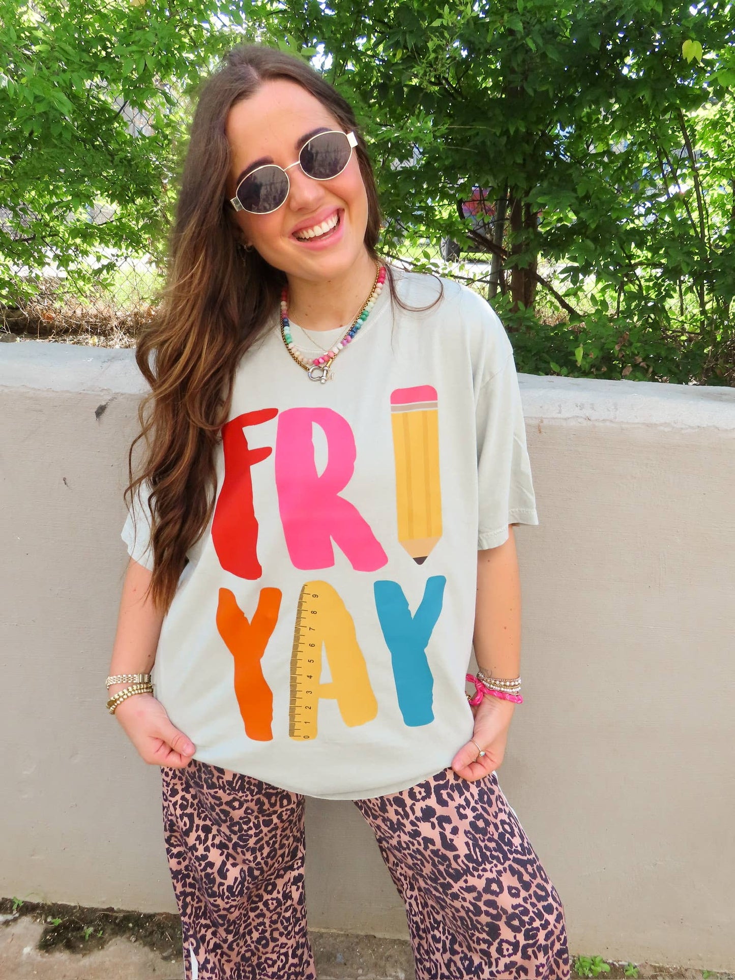 Graphic - Happy FRI-YAY