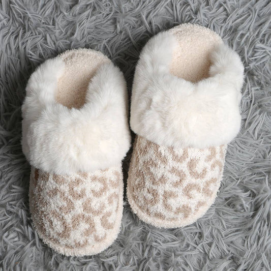Leopard Faux Fur Slippers in Beige