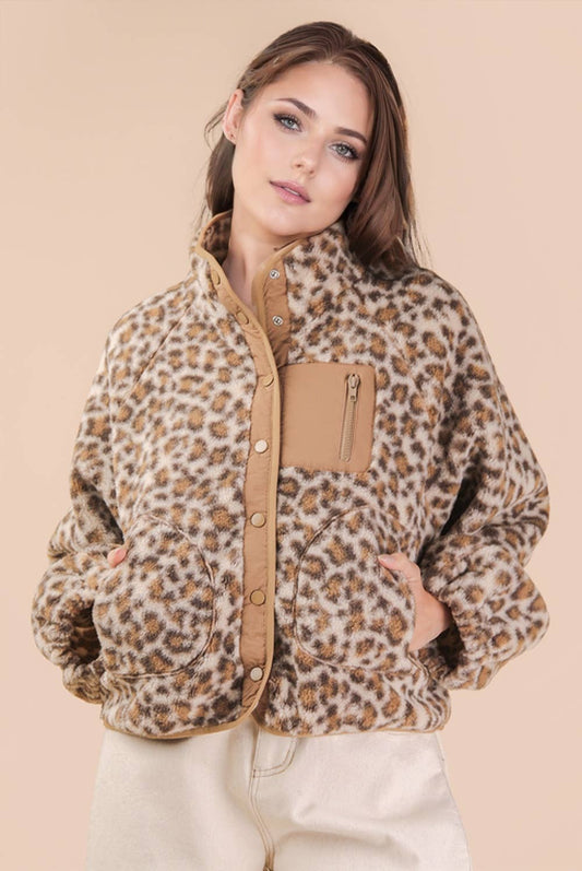 Oversized Fleece Jacket in Leopard