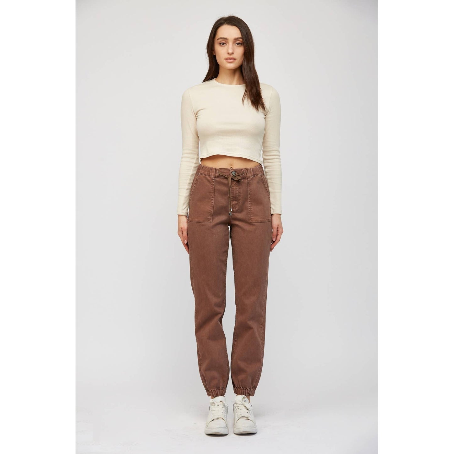 High Rise Cropped Denim Jogger in Cocoa