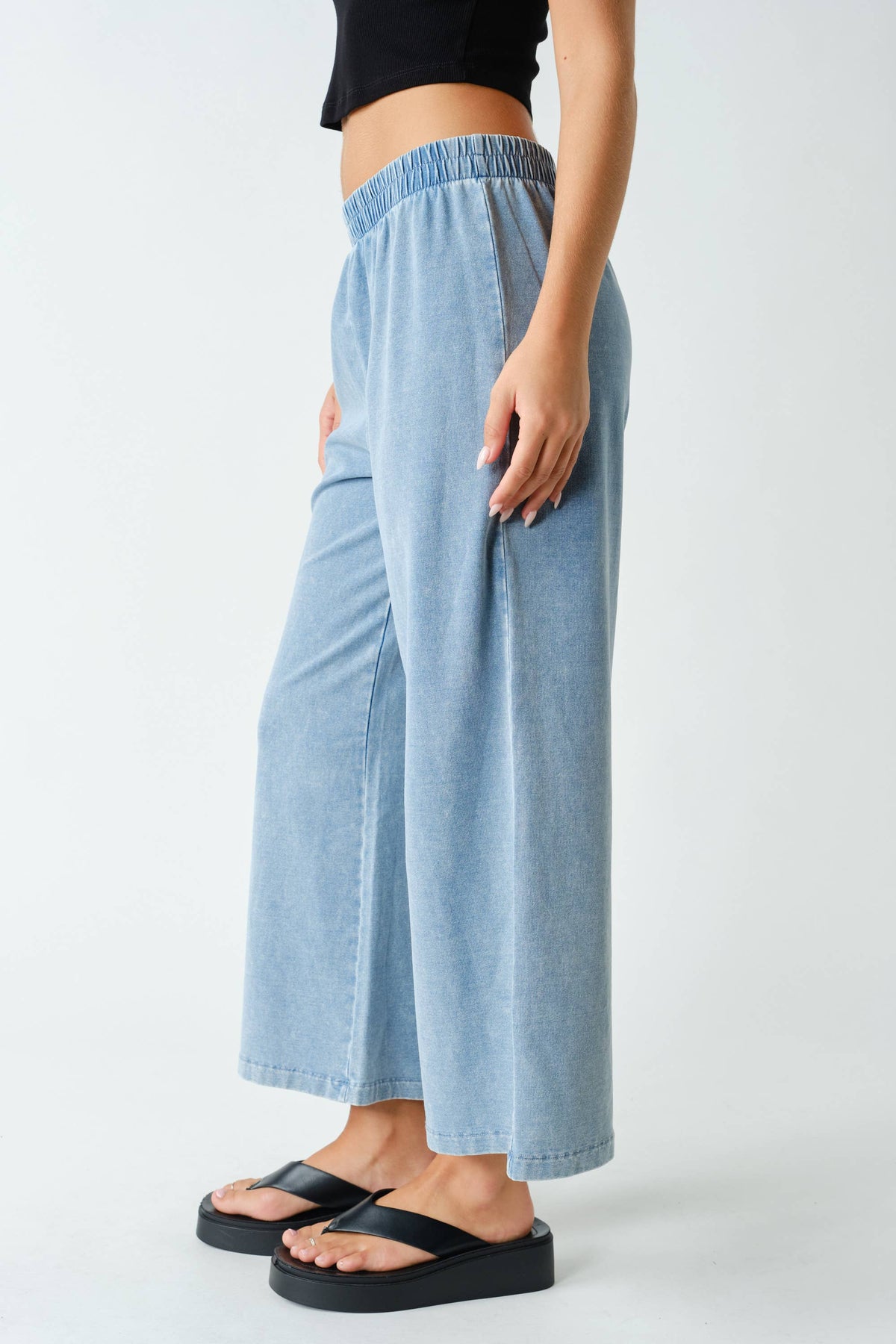 Stretch Denim Pants in Light Wash