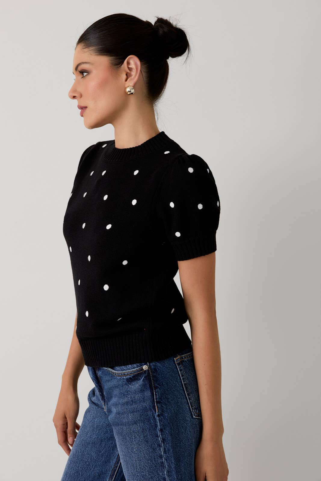 Puff Short Sleeve Sweater in Black