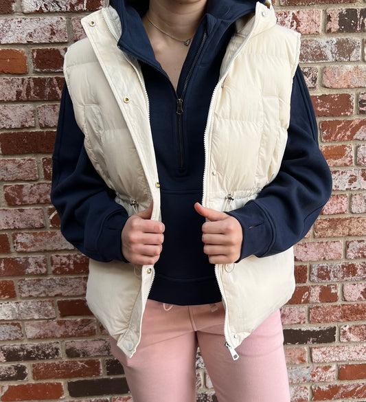 Hoodie Puffer Vest in Cream