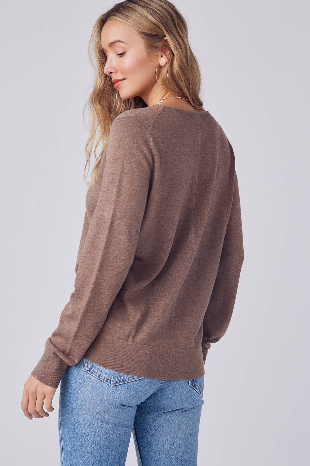 Classic VNeck Pullover in Coffee
