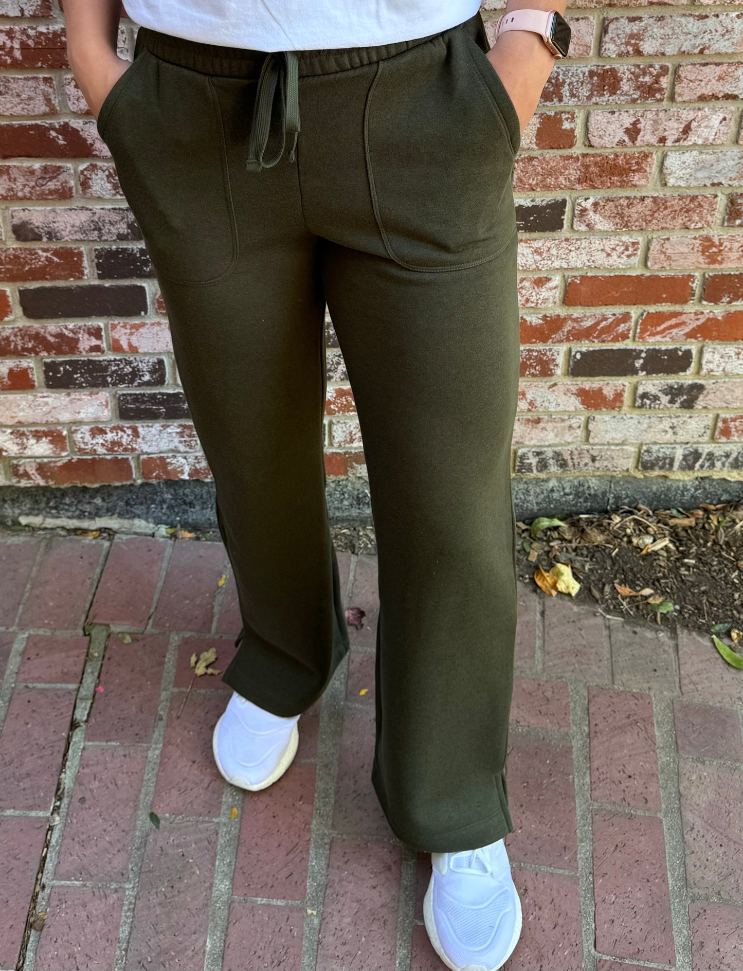 Lounge Pants in Olive