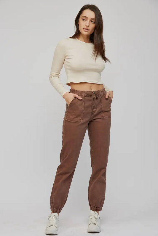 High Rise Denim Jogger in Cocoa