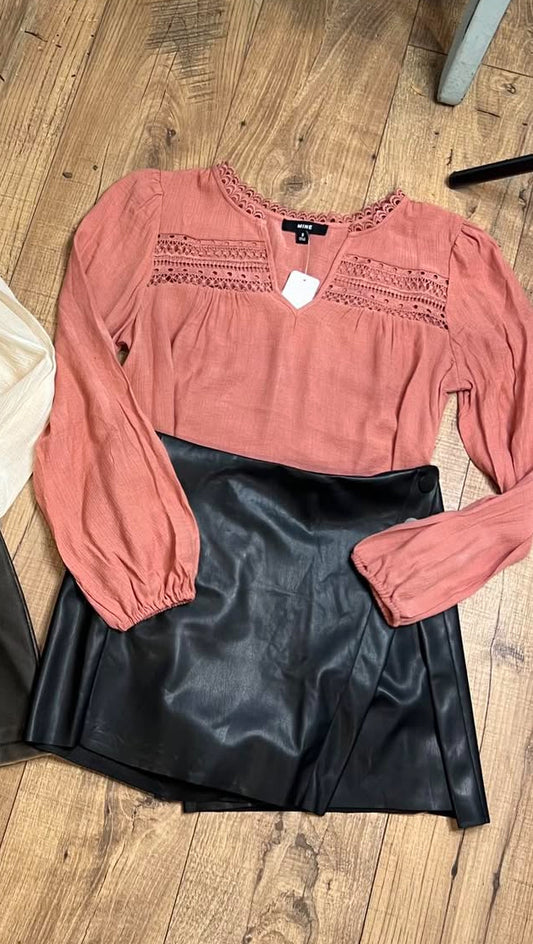 Eyelet Lace Long Sleeve in Mauve