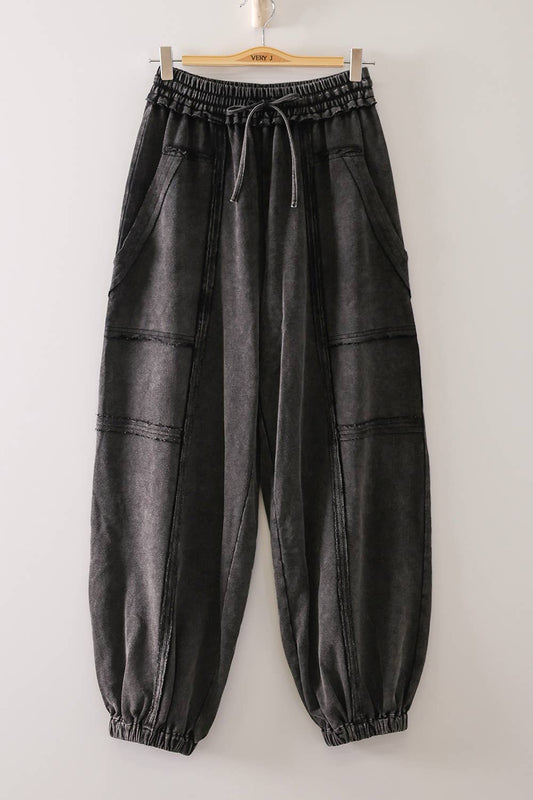 Vintage Wash Cargo Joggers in Black