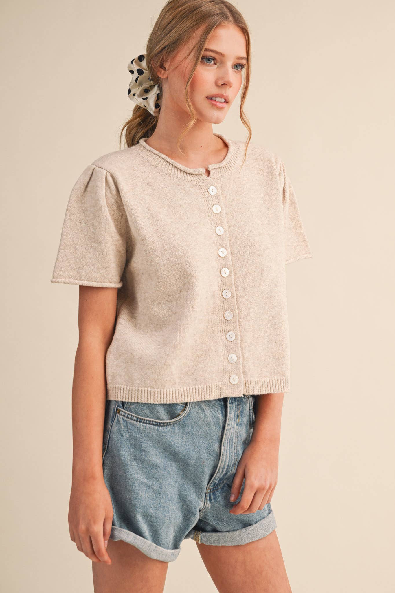 Short Sleeve Sweater Cardigan in Beige
