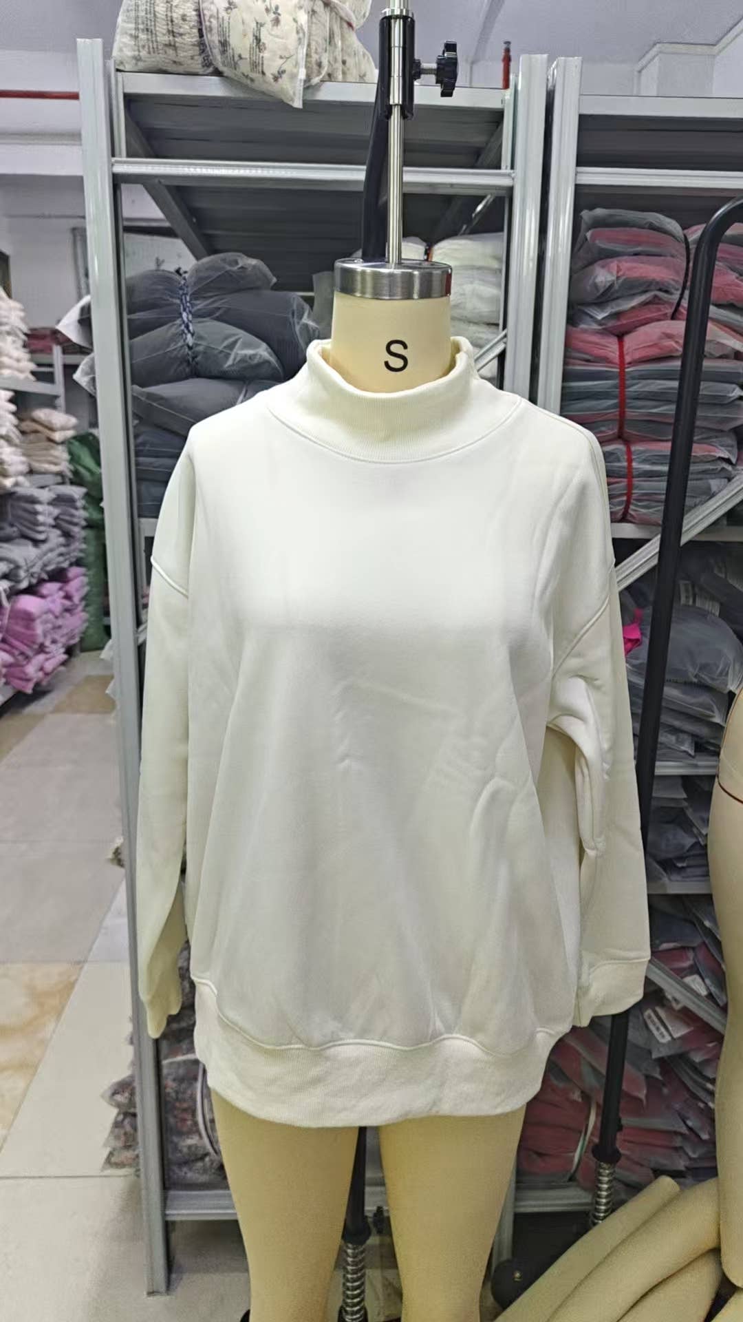 Oversized Mock Neck Sweatshirt in Cream