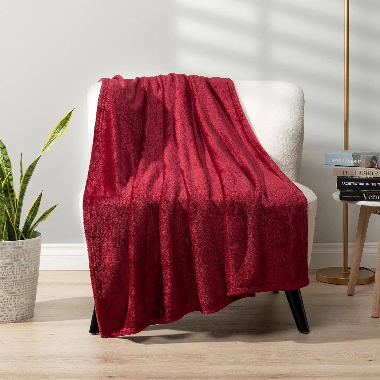 DOORBUSTER - Soft Cozy Blanket in Burgundy