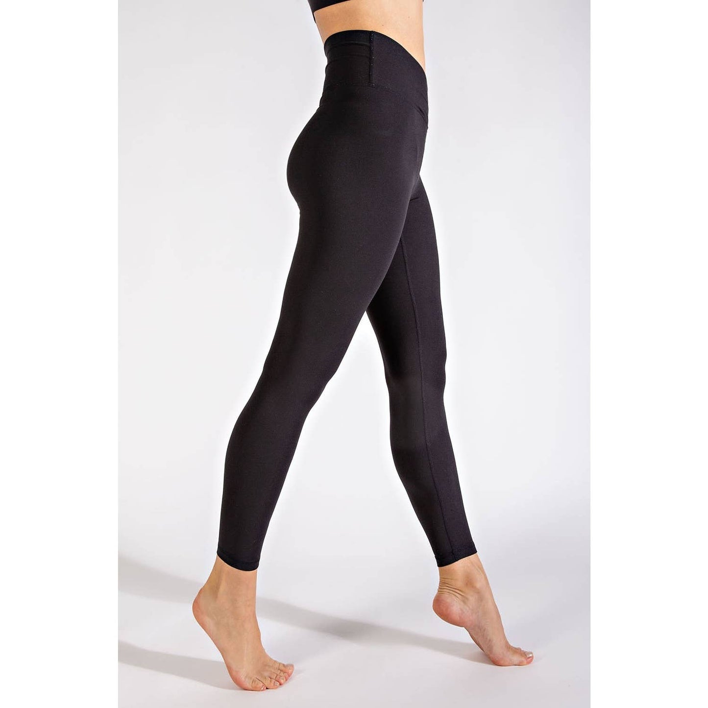 V Waist Leggings in Black