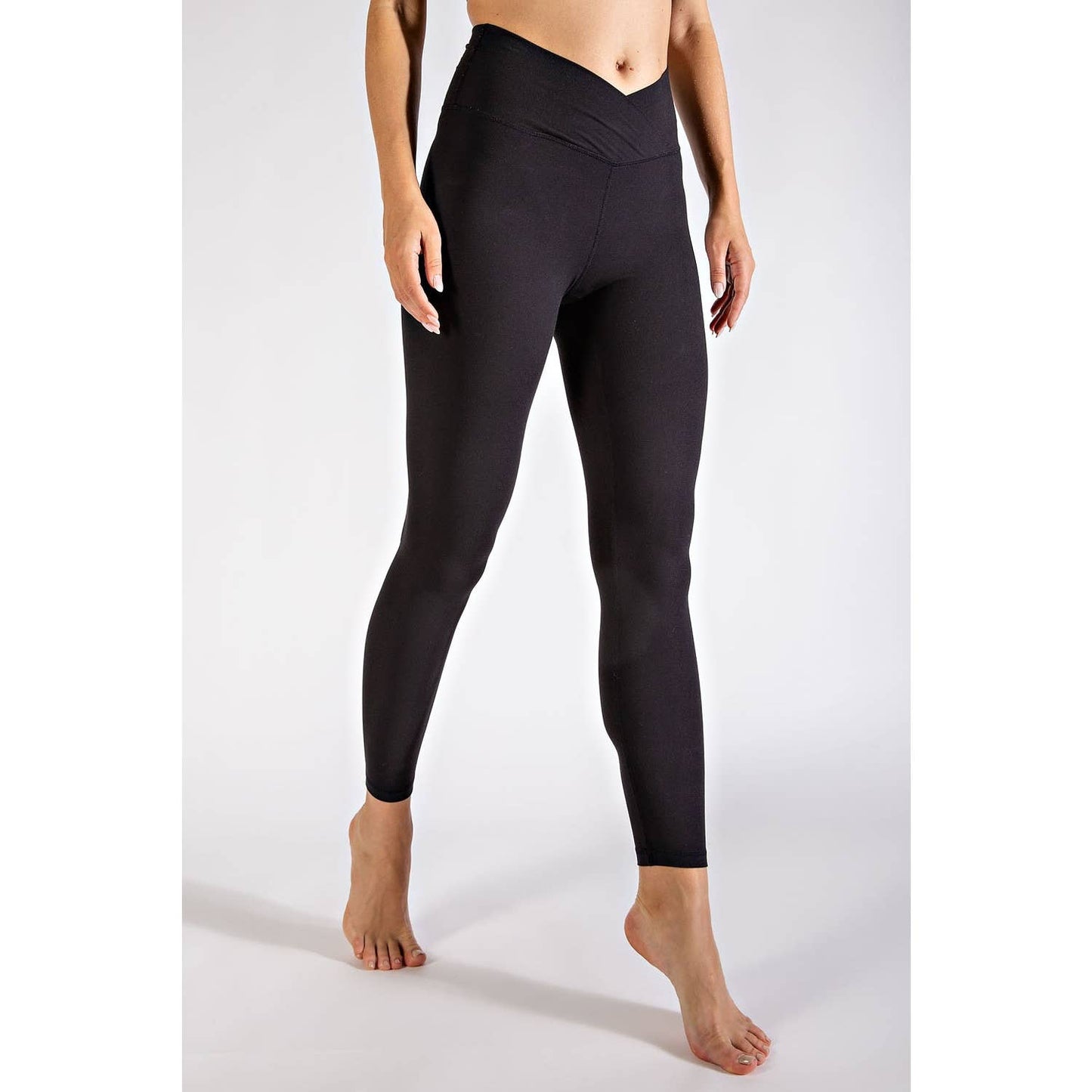 V Waist Leggings in Black