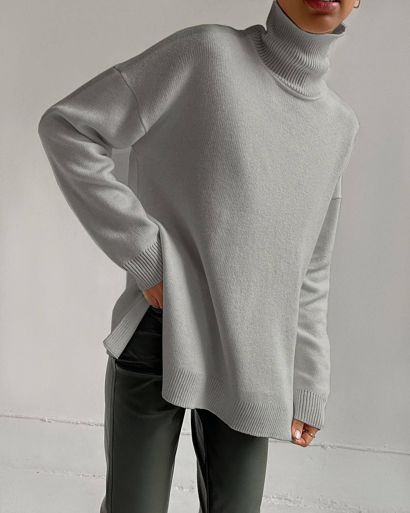 Turtleneck Pullover Sweater in Grey